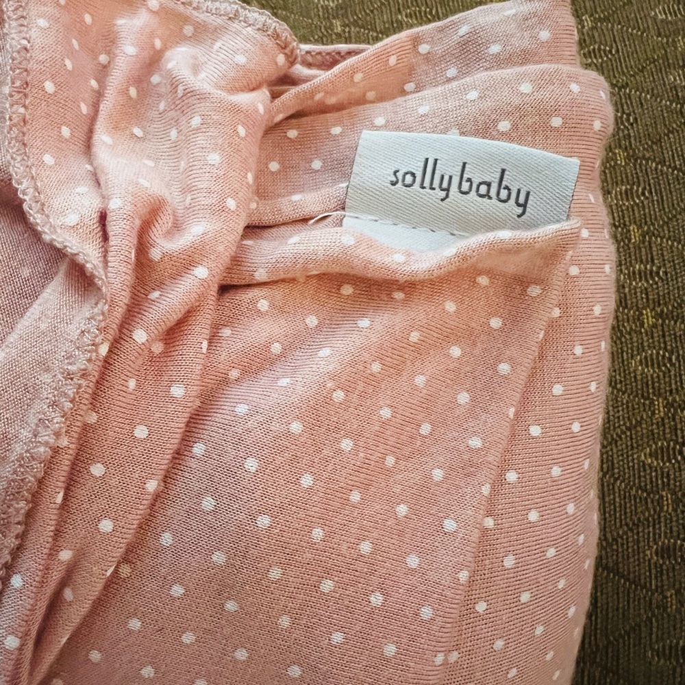 Solly Baby Blush Wrap with White Dots